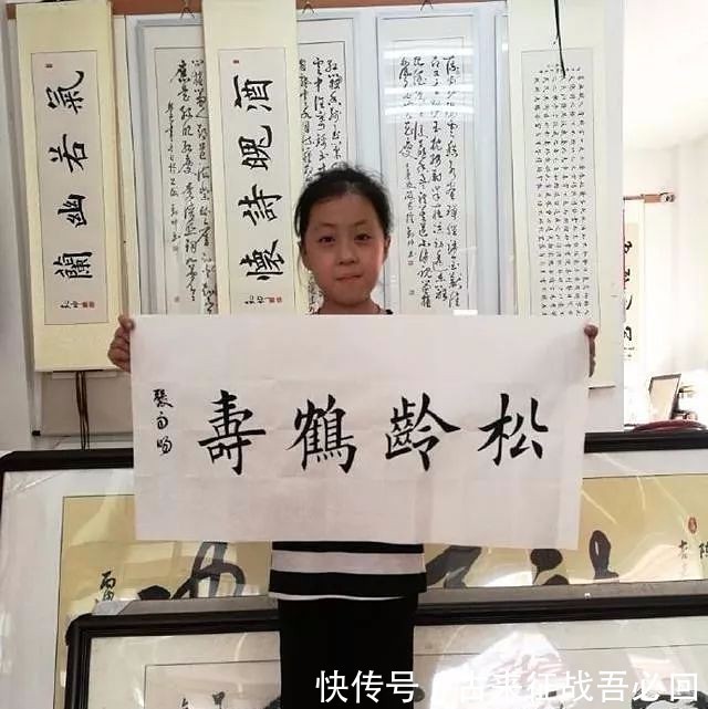 中国传统文化|九岁女孩临楷书,书法家:不是艺术,不过复印机而已!你怎么看?