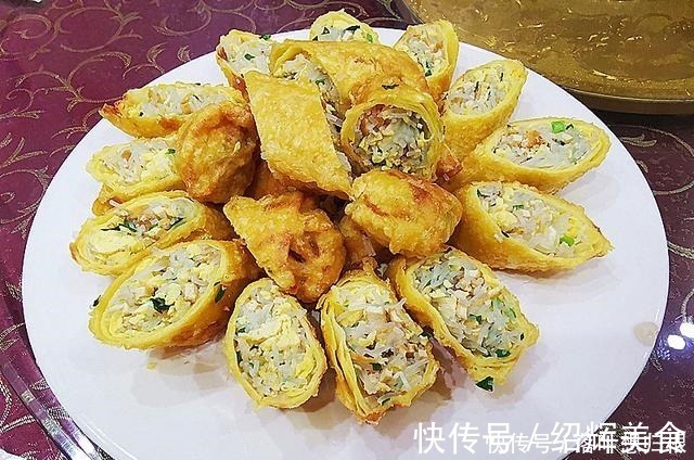 外甥女的生日宴,第9个是家乡特色菜,价格最贵,全家人抢着吃