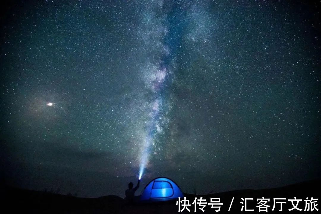 腾格里|除了黄沙漫天，腾格里的沙漠里还能干什么？