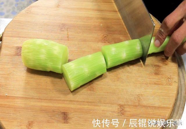 清脆|凉拌莴笋丝清脆有妙招,学会这两个小窍门,口感清脆,营养又开胃