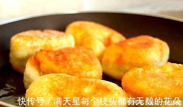 外酥里软的早餐泡泡饼，教你在家做，比包子馒头简单，比油条好吃