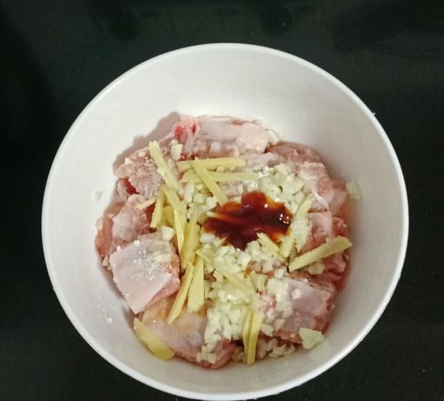 它是“堿性食物王”，女性可多吃，頭發變順滑，腰肢更細了