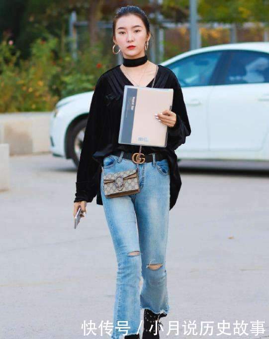 小姐姐|牛仔裤搭配时尚的潮鞋,这身装扮简直满分