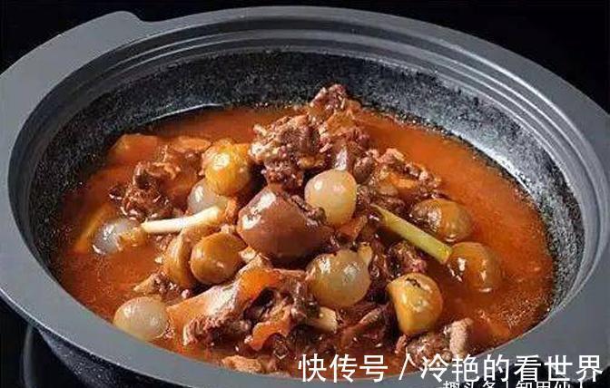 美食推荐:贝赑鸡煲、钵子鲜芦笋、板栗桂圆焖牛尾制作方法