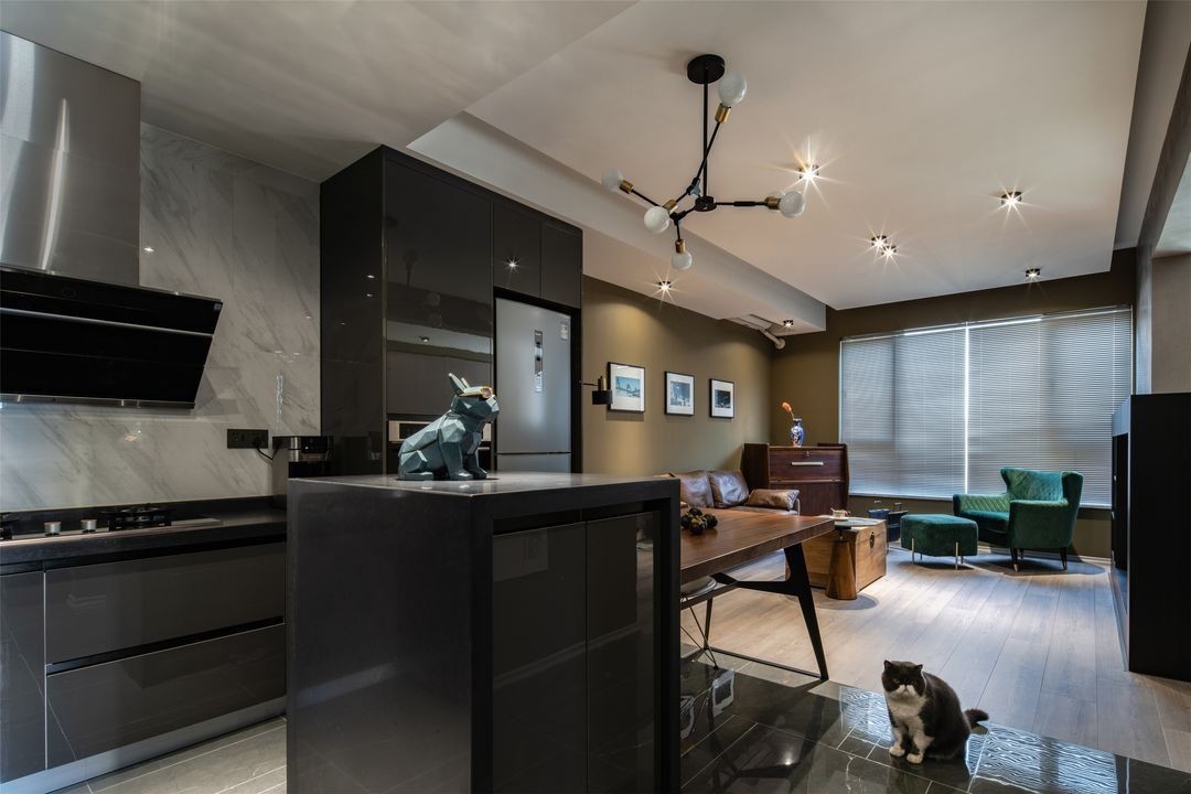 墨绿色|七旬老夫妻的老房改造,观念前卫让人称赞,和儿子的想法不谋而合