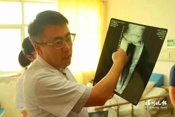 高尿酸血症|才30多岁！福州小伙坐上轮椅！只因……