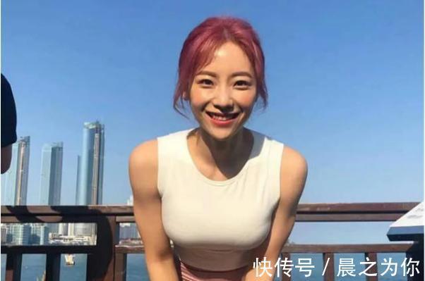 普拉提|90后韩国女孩酷爱健身,自律才是关键,前凸后翘真迷人