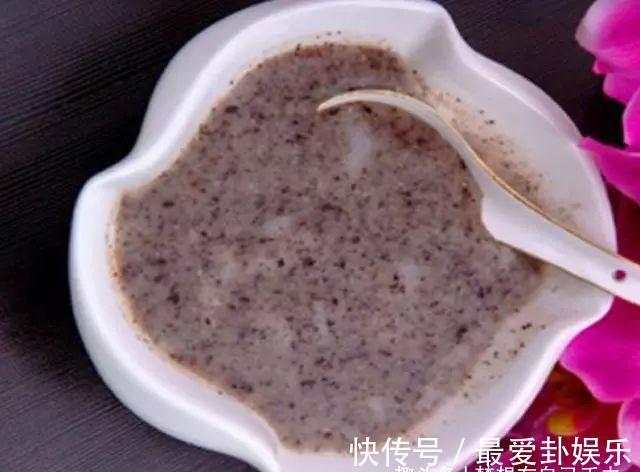 水杨酸|蟹爪兰盆里放勺它，叶片直立如铁，开花100朵