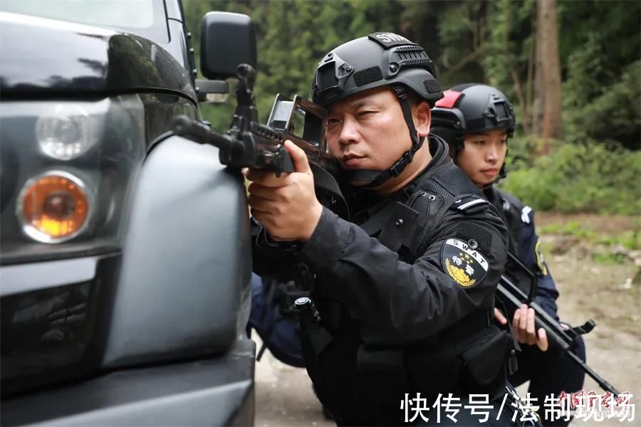 基层民警|中宣部、公安部发布2021“最美基层民警”贵州有1人