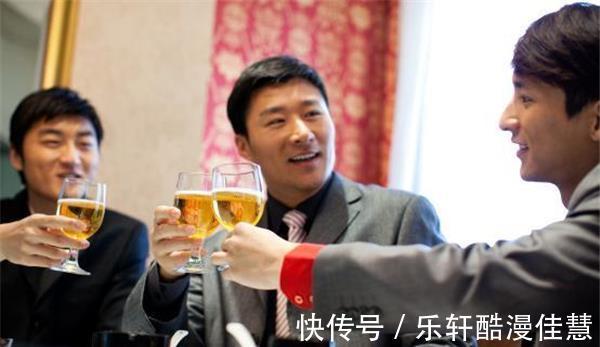 范进中举|千年不变神剧本!当奥运冠军变成“范进中举”