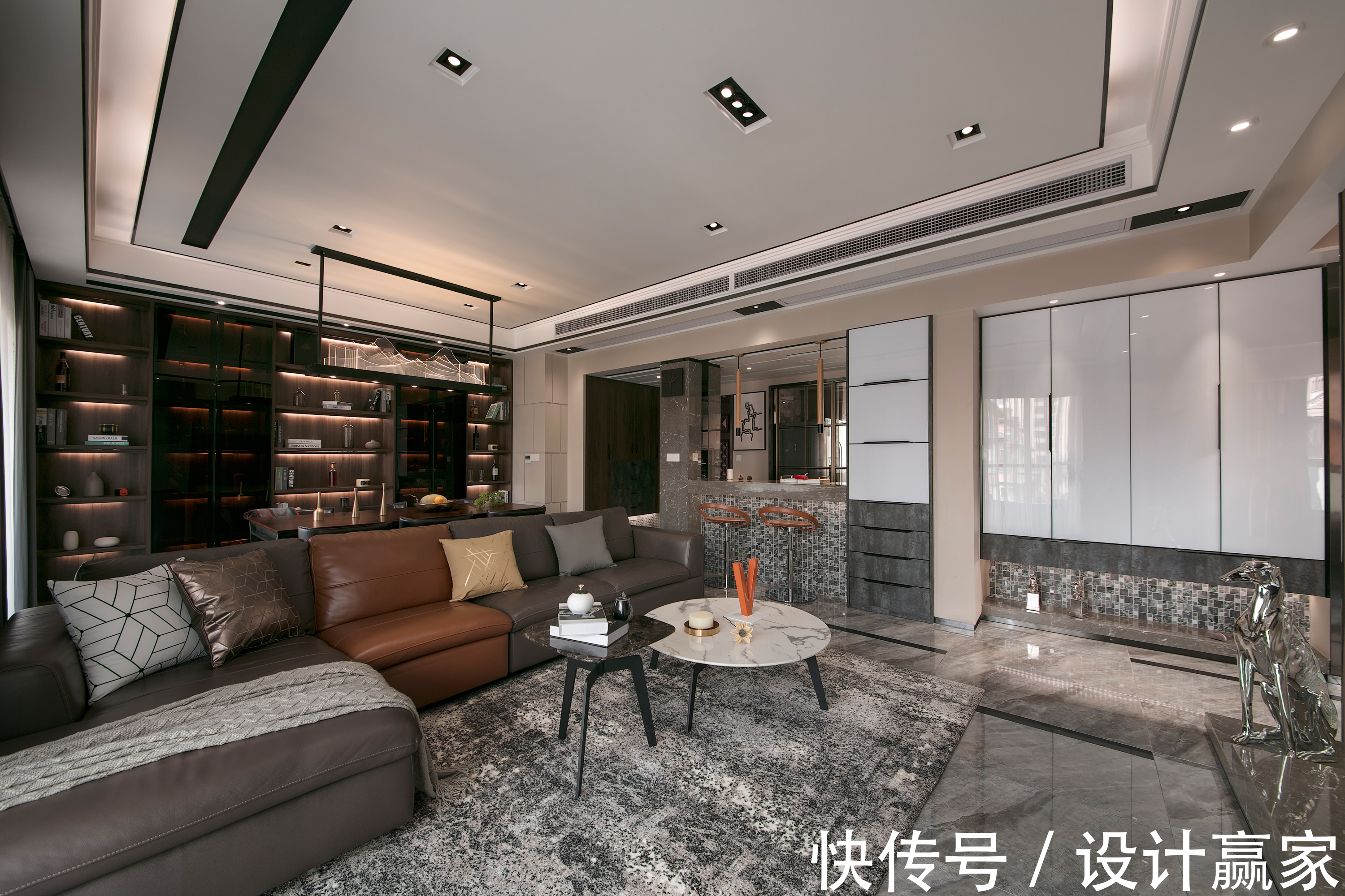 黑白茶几|240㎡花园洋房，88万打造的精英人士家，满是低调的奢华