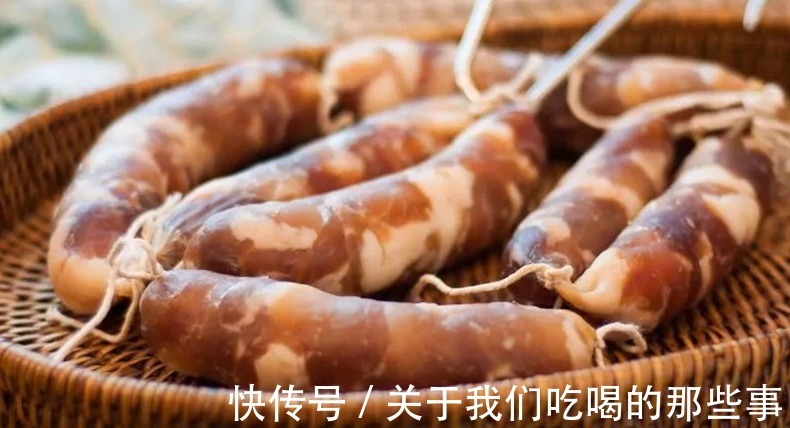 灌腊肠时,想要好吃且保存时间长,牢记9个窍门,很多人还不知道