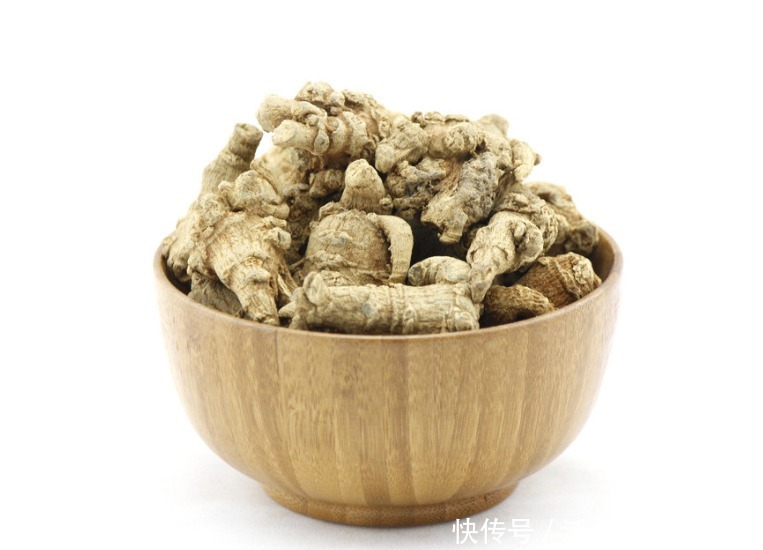 三七,化瘀血最好的养生品,7用3不用,让你的血管永远畅通无阻