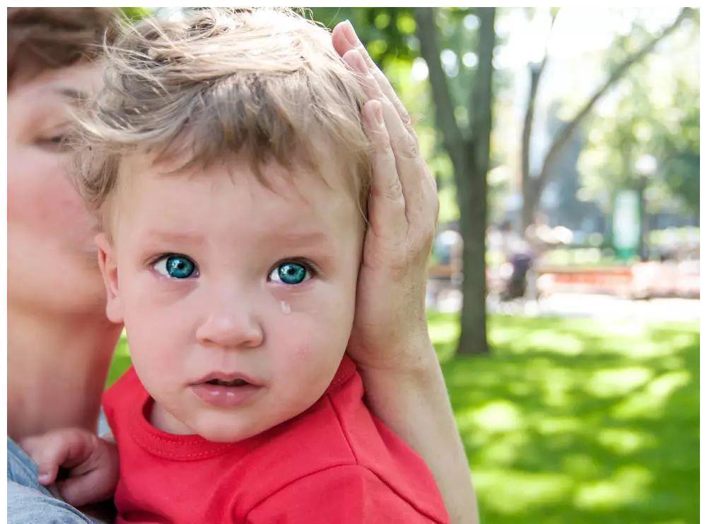 宁宁|没吓没吼,孩子看到“某人”就怕,老一辈的解释有道理,并非迷信