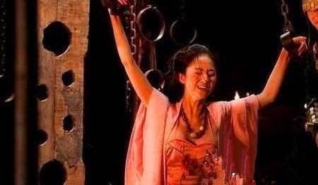 镇压|20岁美少女揭竿起义，清朝大军镇压后凌迟处死，后却成民族骄傲