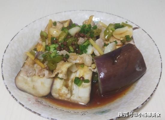 补充蛋白质|学会这茄子的做法，家里不管来什么客人，你都可以露一手，别错过