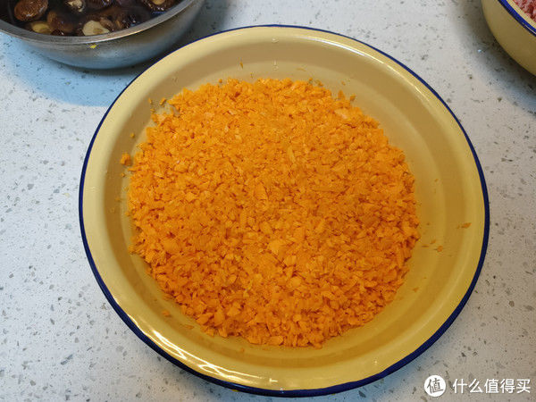 牛肉包子这样做，表皮暄软馅料香，真不错