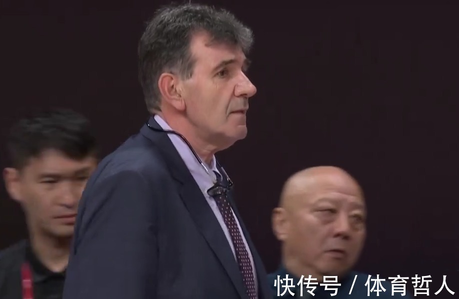 下课|1胜27负!2个赛季引进21名球员成为笑柄,曝CBA网红经理下课