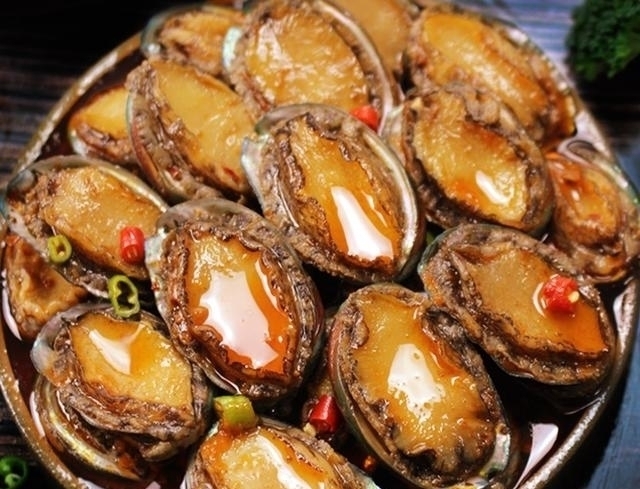 鲍鱼|继小龙虾之后又一下酒菜火了，香辣嫩滑，网友：根本吃不够