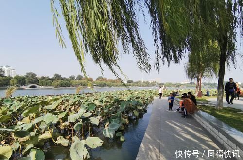 随便|中国这个省会城市，免费矿泉水随便喝，一套煎饼果子才5元