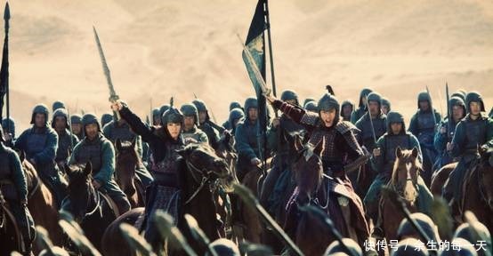  脱衣服|历史上真实的花木兰，替父从军多年，军帐中从不脱衣服！