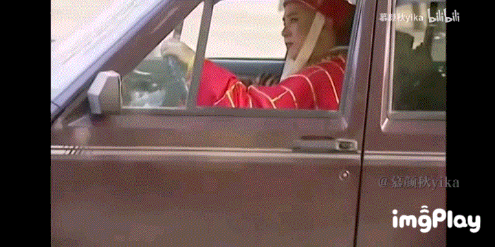 |当年的剧都白看了?还珠格格是搞笑文学,西游记戏里戏外都可爱?