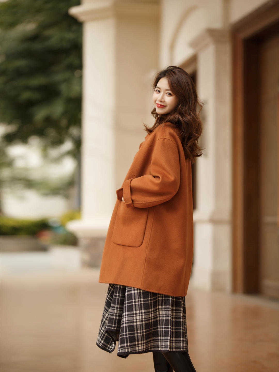 半裙 天变冷了,怎么穿裙子还那么保暖?温暖又显瘦