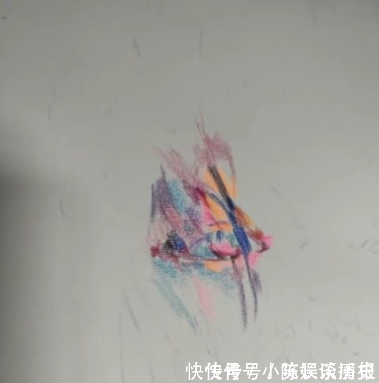 人物|美术生画“人物彩铅”,第一眼:是我不懂,结尾:大神给跪了!