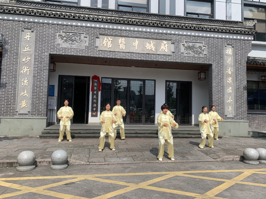 临海市中医院大型义诊活动|我为“七一”添光彩 服务百姓护健康 | 七一