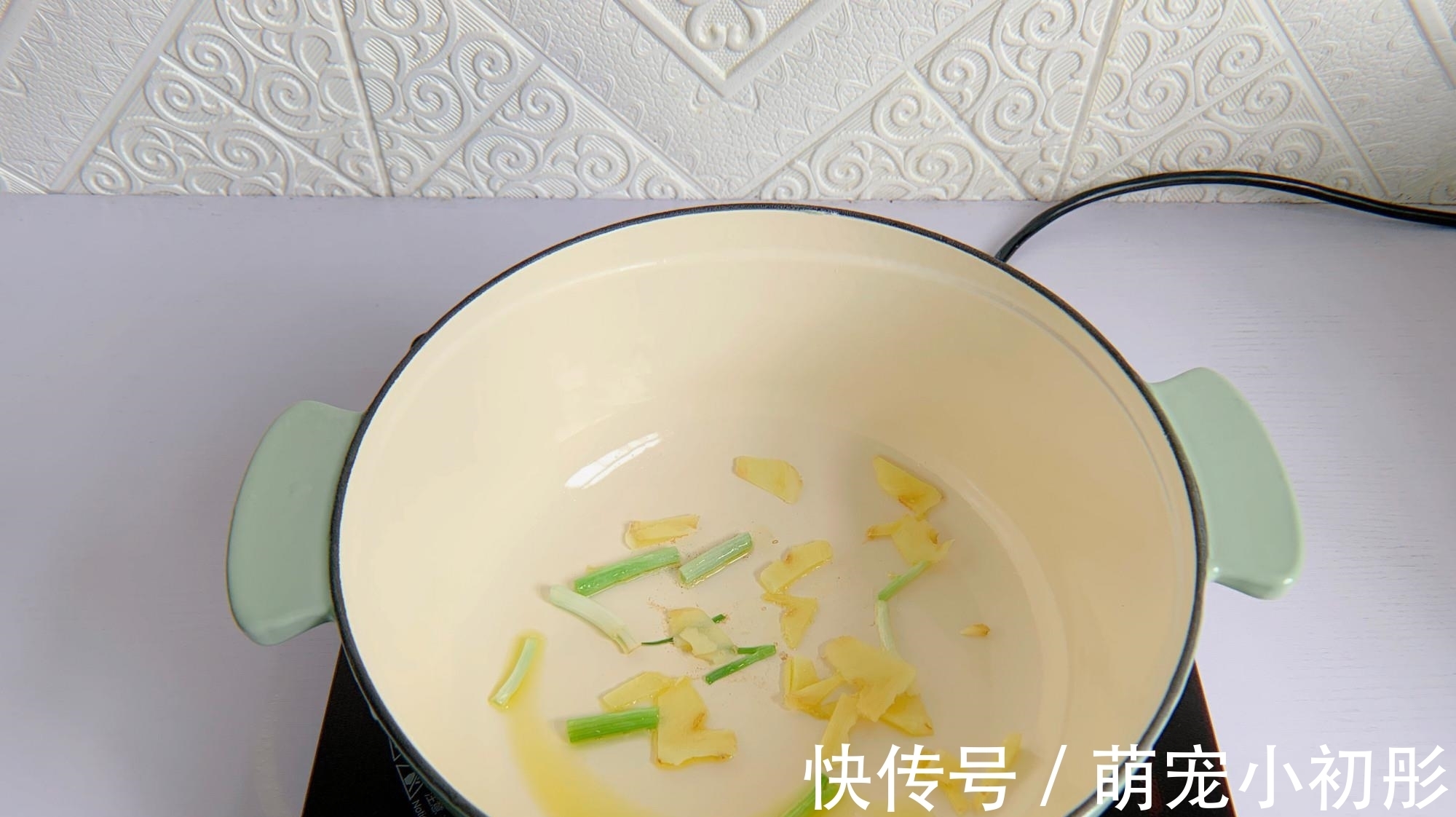 低脂|瘦身时最爱这碗汤,味道鲜美,低脂低热量,晚餐常喝掉秤快!