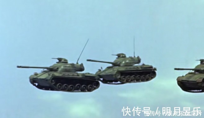 奥特曼|追忆奥特曼四次元世界是怎么样的,初代中bug怪兽布鲁顿来袭!