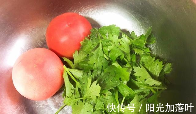 包子|家有孩子，早餐别再吃包子饼粥了，用面粉这样做，3分钟解决1大碗！