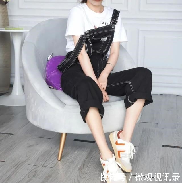 运动鞋 小白鞋失宠了!这双“ 初恋鞋 ”,太时髦!