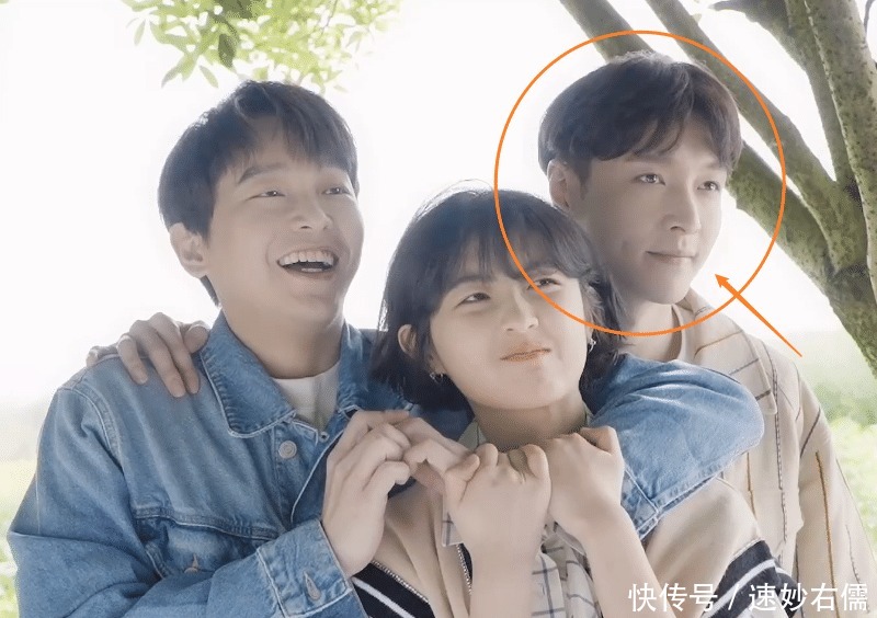 《向往5》将播,张艺兴晒拖拉机驾驶证,现实中驾驶技术让人看呆