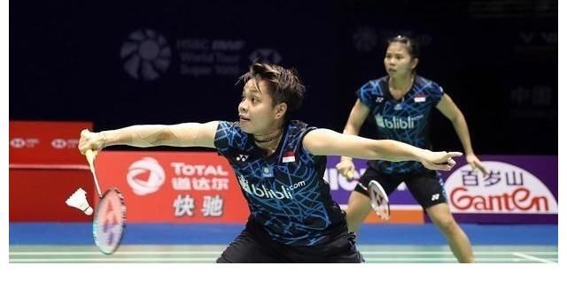 小组赛|羽毛球女双决赛：陈清晨贾一凡vs波莉拉哈尤！央视CCTV5直播