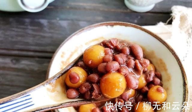 秋天一定做的红豆美食！香甜软糯，营养丰富，好处多多～！