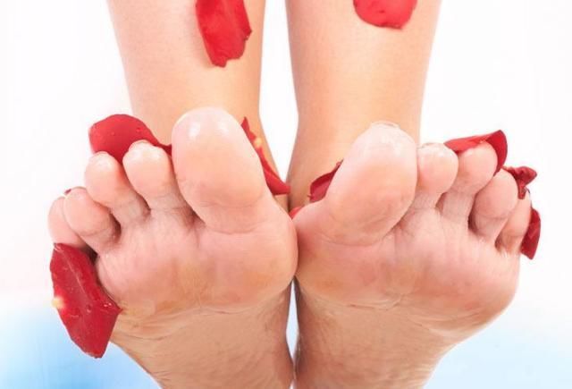 降血压|教你从脚部来看是否患高血压，常刮此处，让你血压奇迹般下降