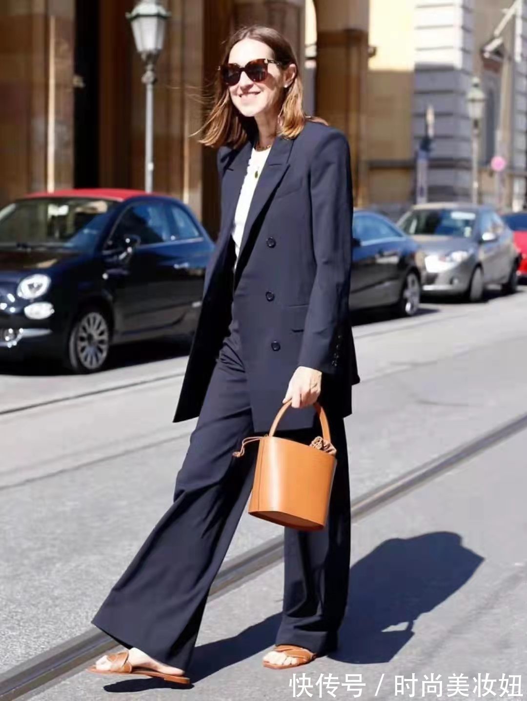 差距|中年人“会打扮”与“不会打扮”的差距,秘诀在这4点,高级优雅