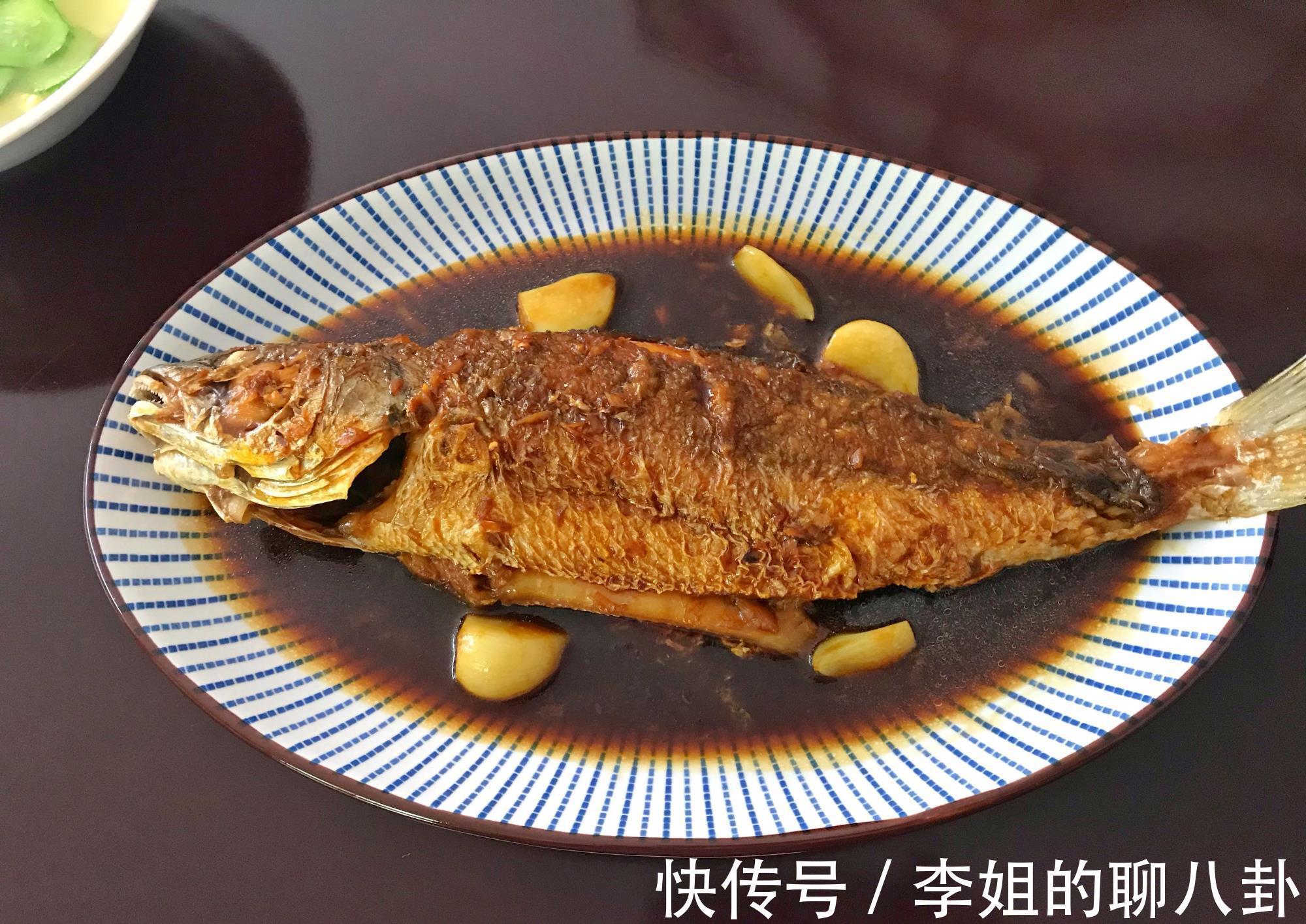 精致|三个人的晚餐4菜1汤,不精致但有营养,应季而食,吃得舒心不浪费