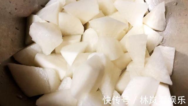 大河君|8毛钱1斤，每次我都是买10斤，每天吃几个，一个冬天不咳嗽！