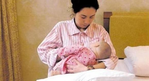 丈夫|“孩子谁生的谁带”,丈夫因心疼母亲对妻子发脾气,事后才知后悔