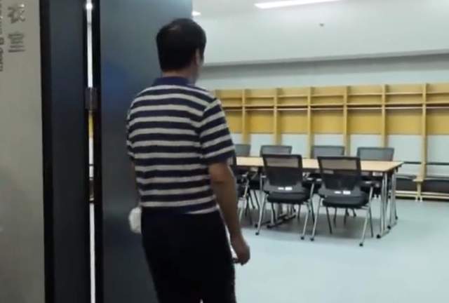 政策|足协中性名政策再引争议:调研发现大部分中超球队有钱也不投!