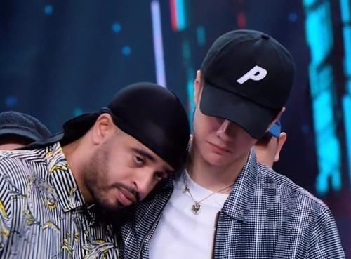 王一博的魅力太强,一波王炸队员逐渐博化,满屏绿色显风格