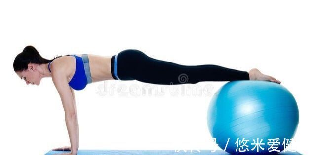 肌群|最容易被忽视的“核心肌群”,做好4个动作,快速增强核心力量