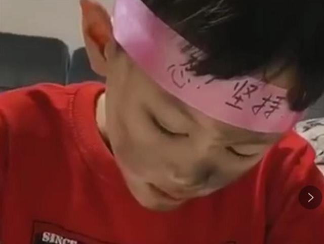 杨女士|“最硬核妈妈”火了,只用一招让孩子乖乖写作业,网友:值得学习