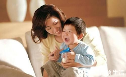 妈宝|孩子不叫“妈妈”改叫“妈”,别看一字之差,教育方式也要变