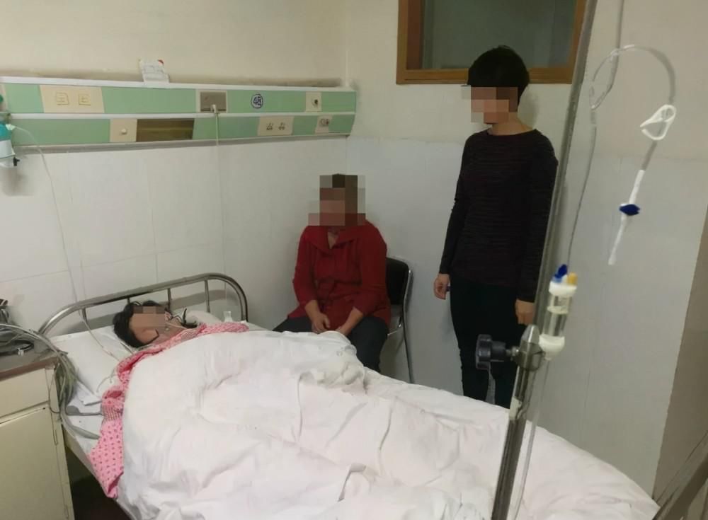  晕倒|54岁女子半夜晕倒，送医后脑梗离世！医生：饭后1事或是“元凶”