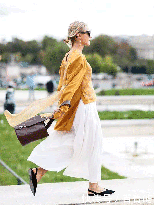 今春霸屏的单鞋,小尖头太显脚瘦了!穿上气质好迷人