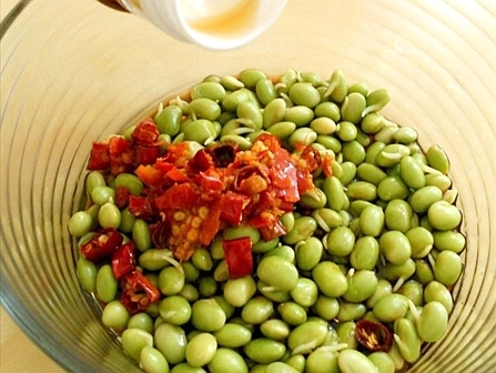 常吃|这道凉拌菜,简单味美,常吃让我们远离脂肪肝