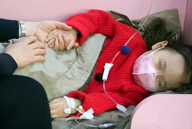降温|宝宝突然发烧?多半是“幼儿急疹”,退烧后免疫力会成倍提升